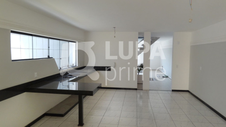 Imagem Casa com 3 Quartos à Venda, 288 m² em Vila Maria - São Paulo Imagem Casa com 3 Quartos à Venda, 288 m² em Vila Maria - São Paulo