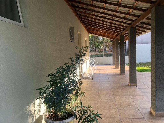 Imagem Casa com 3 Quartos à Venda, 210 m² em Usina - Atibaia