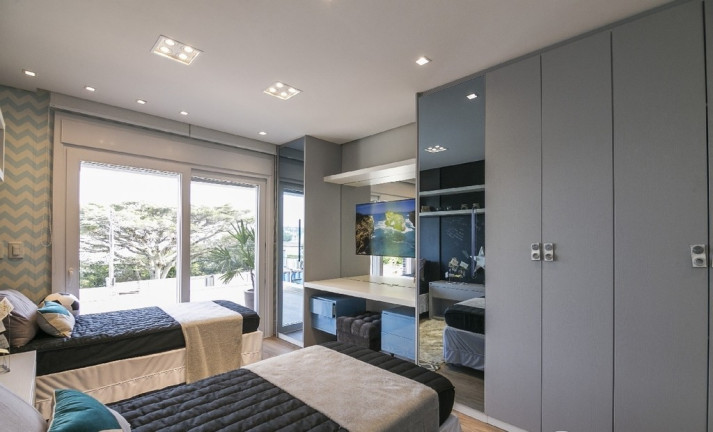 Imagem Apartamento com 3 Quartos à Venda, 187 m² em Vila Assunção - Porto Alegre Imagem Apartamento com 3 Quartos à Venda, 187 m² em Vila Assunção - Porto Alegre