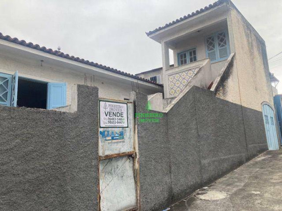 Casa com 4 Quartos à Venda, 270 m² em Mutuá - São Gonçalo