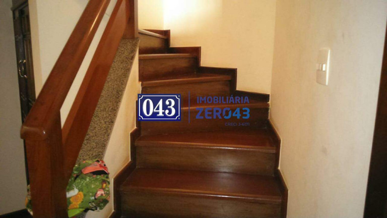 Imagem Casa com 3 Quartos à Venda, 300 m² em Aurora - Londrina