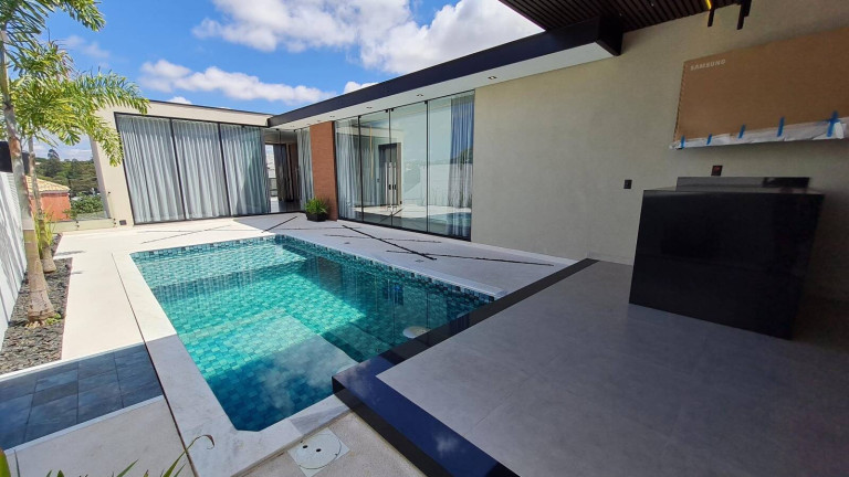 Imagem Casa com 3 Quartos à Venda, 400 m² em Jardim Santa Helena - Bragança Paulista Imagem Casa com 3 Quartos à Venda, 400 m² em Jardim Santa Helena - Bragança Paulista