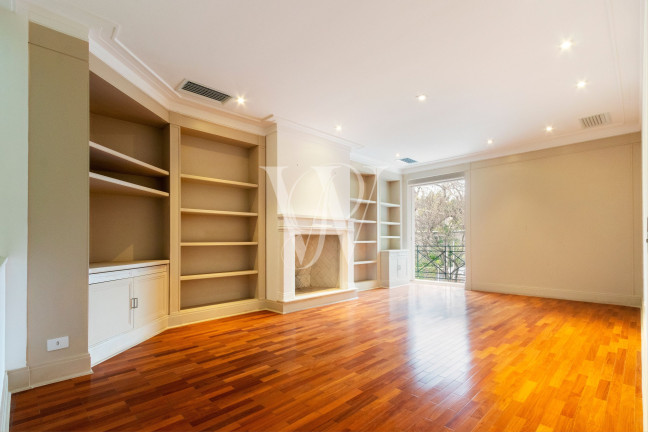 Imagem Casa com 4 Quartos à Venda, 750 m² em Jardim Europa - São Paulo