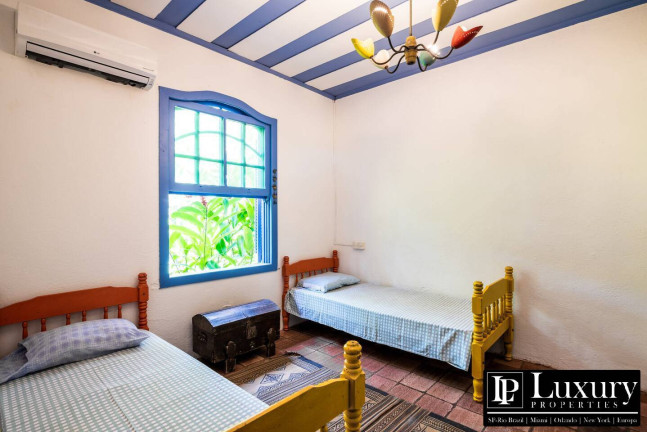 Imagem Casa com 4 Quartos à Venda, 462 m² em Praia Itaguaçu - Ilhabela
