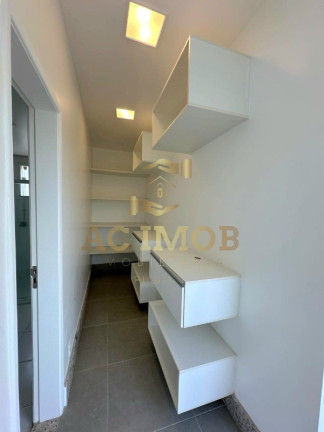 Imagem Casa com 3 Quartos à Venda, 380 m² em Alphaville (abrantes) - Camaçari Imagem Casa com 3 Quartos à Venda, 380 m² em Alphaville (abrantes) - Camaçari