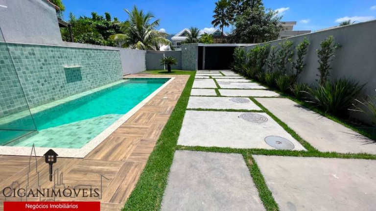 Imagem Casa de Condomínio com 6 Quartos à Venda, 380 m² em Barra Da Tijuca - Rio De Janeiro Imagem Casa de Condomínio com 6 Quartos à Venda, 380 m² em Barra Da Tijuca - Rio De Janeiro