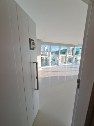 Imagem Imóvel com 4 Quartos à Venda, 140 m² em Centro - Balneário Camboriú