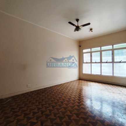 Imagem Casa com 3 Quartos à Venda, 208 m² em Centro - Birigui