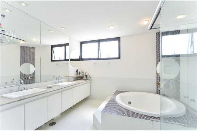 Imagem Apartamento com 4 Quartos à Venda, 326 m² em Real Parque - São Paulo
