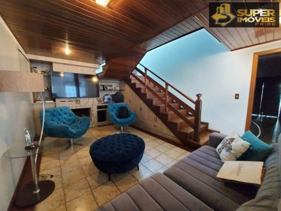 Imagem Casa com 4 Quartos à Venda, 360 m² em Centro - Pelotas Imagem Casa com 4 Quartos à Venda, 360 m² em Centro - Pelotas