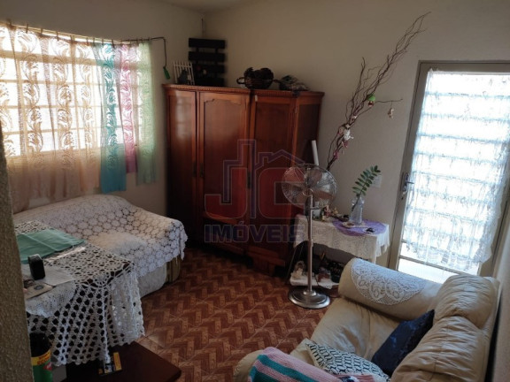 Imagem Casa com 1 Quarto à Venda, em Monte Alegre - Ribeirão Preto Imagem Casa com 1 Quarto à Venda, em Monte Alegre - Ribeirão Preto