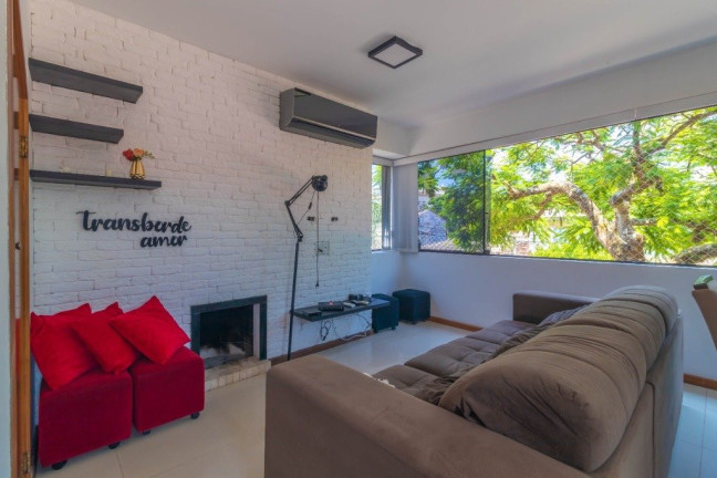 Imagem Apartamento com 2 Quartos à Venda, 82 m² em Passo Da Areia - Porto Alegre Imagem Apartamento com 2 Quartos à Venda, 82 m² em Passo Da Areia - Porto Alegre