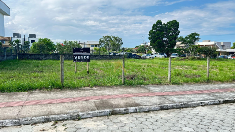 Imagem Terreno à Venda, em Centro - Garopaba Imagem Terreno à Venda, em Centro - Garopaba