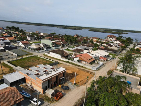 Casa com 3 Quartos à Venda, 73 m² em Costeira - Balneário Barra Do Sul