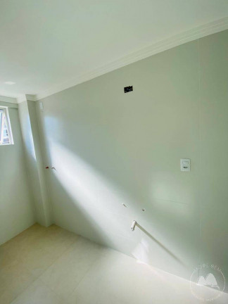 Imagem Apartamento com 4 Quartos à Venda, 175 m² em Meia Praia - Itapema Imagem Apartamento com 4 Quartos à Venda, 175 m² em Meia Praia - Itapema