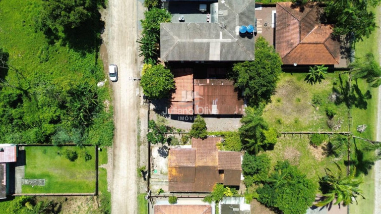 Imagem Casa com 6 Quartos à Venda, 150 m² em Centro - Itapoá Imagem Casa com 6 Quartos à Venda, 150 m² em Centro - Itapoá
