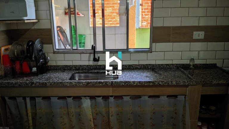 Imagem Casa com 4 Quartos à Venda, 190 m²