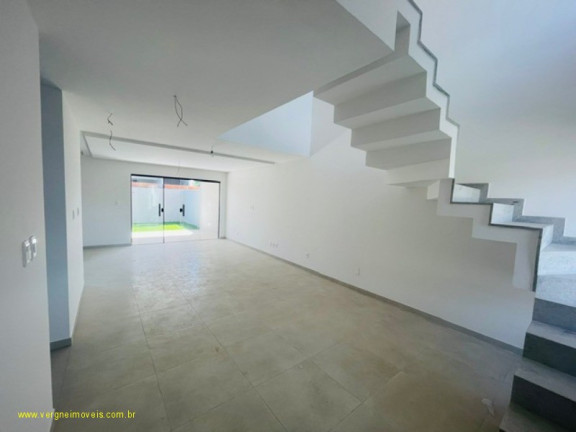 Imagem Imóvel com 4 Quartos à Venda, 160 m² em Vila De Abrantes (abrantes) - Camaçari Imagem Imóvel com 4 Quartos à Venda, 160 m² em Vila De Abrantes (abrantes) - Camaçari