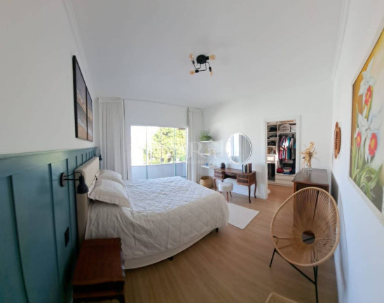 Imagem Sobrado com 3 Quartos à Venda, 198 m² em Centro - Camboriú