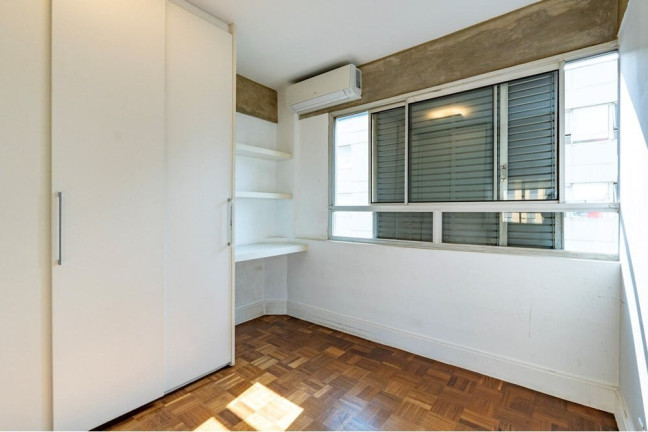 Imagem Imóvel com 3 Quartos à Venda, 121 m² em Moema - São Paulo