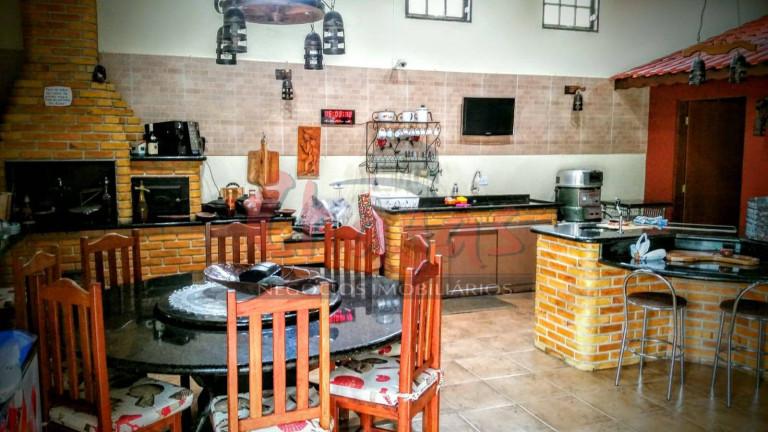 Imagem Casa com 5 Quartos para Alugar, 345 m² em Massaguaçu - Caraguatatuba Imagem Casa com 5 Quartos para Alugar, 345 m² em Massaguaçu - Caraguatatuba