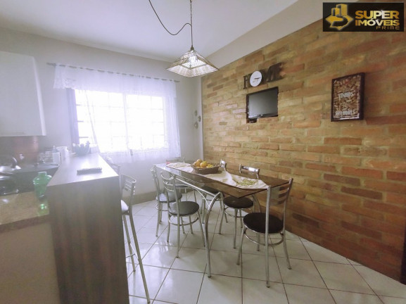 Imagem Casa com 5 Quartos à Venda, 256 m² em Três Vendas - Pelotas Imagem Casa com 5 Quartos à Venda, 256 m² em Três Vendas - Pelotas