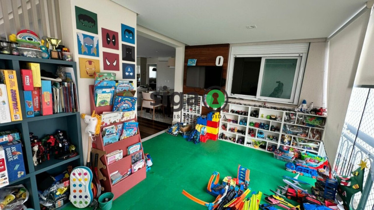 Apartamento com 3 Quartos para Alugar, 205 m² em Paraíso - São Paulo