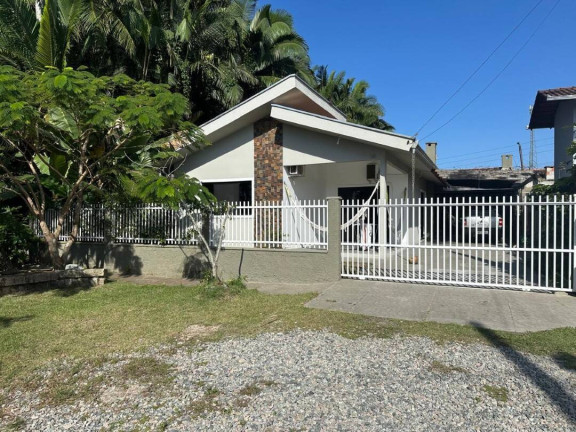 Casa com 5 Quartos à Venda, 160 m² em Pinheiros - Balneário Barra Do Sul
