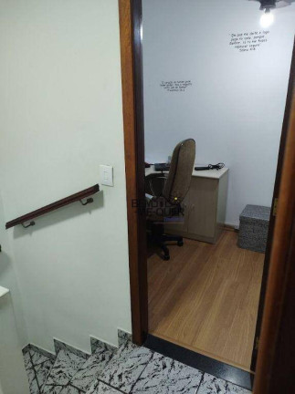 Imagem Sobrado com 3 Quartos à Venda, 162 m² em Conjunto Residencial Vista Verde - São Paulo Imagem Sobrado com 3 Quartos à Venda, 162 m² em Conjunto Residencial Vista Verde - São Paulo