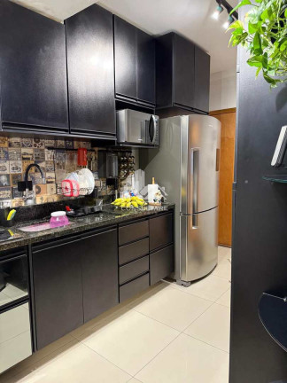 Imagem Apartamento com 2 Quartos à Venda, 77 m² em Encruzilhada - Santos