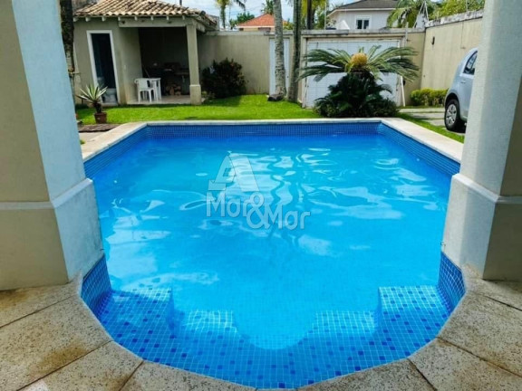 Imagem Casa com 5 Quartos à Venda, 235 m² em Jardim Virgínia - Guarujá Imagem Casa com 5 Quartos à Venda, 235 m² em Jardim Virgínia - Guarujá