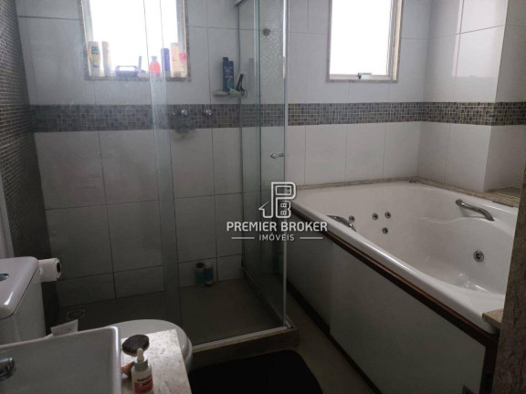 Imagem Casa com 3 Quartos à Venda, 337 m² em Tijuca - Teresópolis Imagem Casa com 3 Quartos à Venda, 337 m² em Tijuca - Teresópolis
