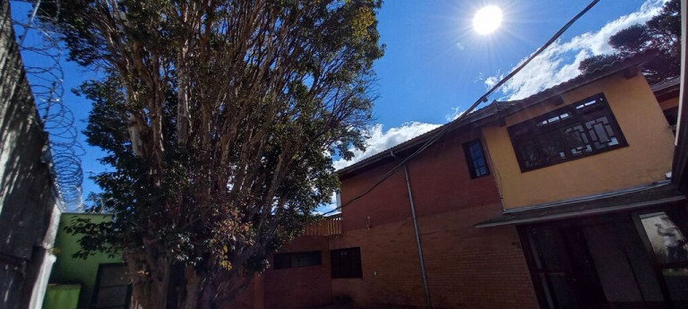 Imagem Casa com 5 Quartos à Venda, 298 m² em Rebouças - Curitiba
