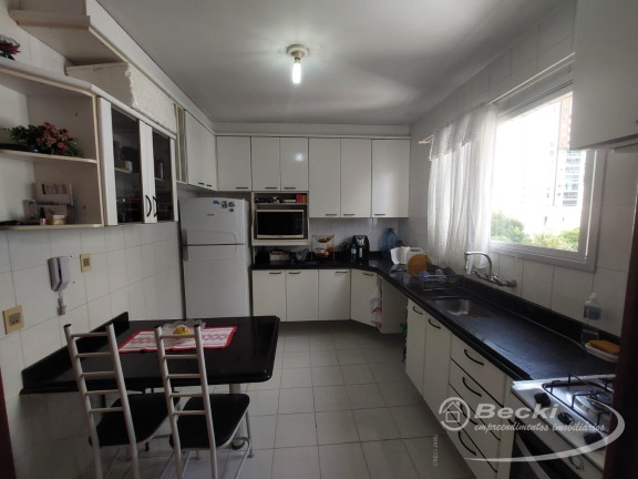 Imagem Apartamento com 3 Quartos à Venda, 125 m² em América - Joinville