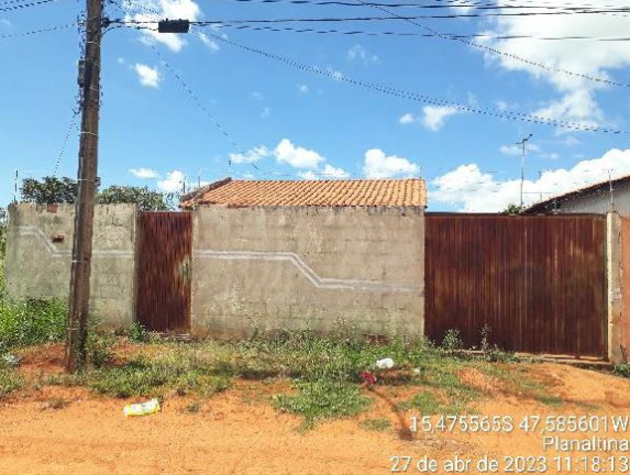 Casa com 2 Quartos à Venda, 300 m² em Jardim Das Palmeiras - Planaltina