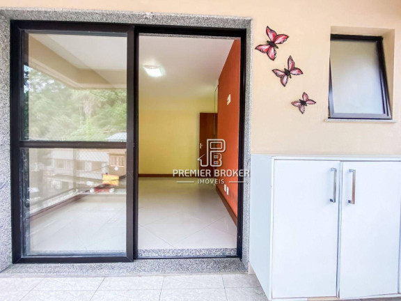 Imagem Apartamento com 2 Quartos à Venda, 65 m² em Várzea - Teresópolis
