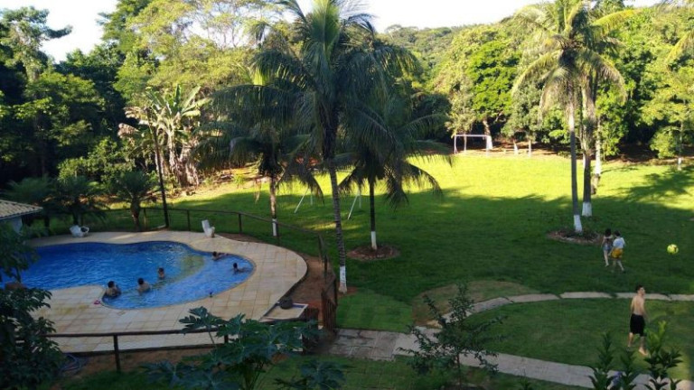 Imagem Chácara com 4 Quartos à Venda, 10.000 m²