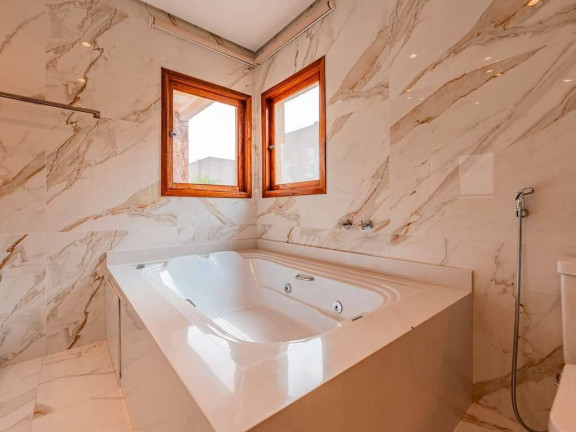 Imagem Casa de Condomínio com 4 Quartos à Venda, em Jardim Passargada I - Cotia Imagem Casa de Condomínio com 4 Quartos à Venda, em Jardim Passargada I - Cotia