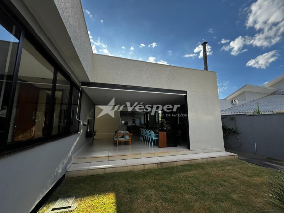 Imagem Casa com 5 Quartos à Venda, 293 m² em Jardins Paris - Goiânia Imagem Casa com 5 Quartos à Venda, 293 m² em Jardins Paris - Goiânia