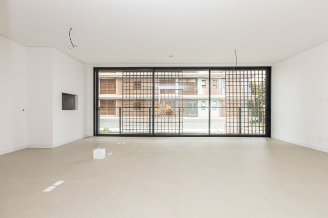 Imagem Imóvel com 2 Quartos à Venda, 131 m² em Bigorrilho - Curitiba Imagem Imóvel com 2 Quartos à Venda, 131 m² em Bigorrilho - Curitiba