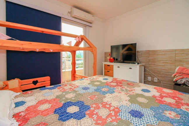 Imagem Casa com 3 Quartos à Venda, 120 m² em Guarujá - Porto Alegre