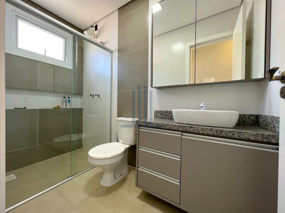 Imagem Casa com 3 Quartos à Venda, 137 m² em Tomazetti - Santa Maria