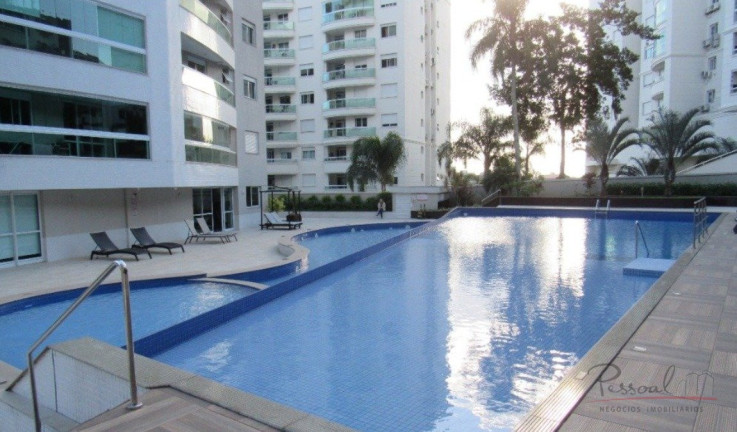 Imagem Apartamento com 4 Quartos à Venda, 217 m² em Itacorubi - Florianópolis Imagem Apartamento com 4 Quartos à Venda, 217 m² em Itacorubi - Florianópolis