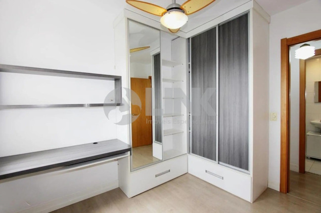 Imagem Apartamento com 2 Quartos à Venda, 69 m² em Passo Da Areia - Porto Alegre Imagem Apartamento com 2 Quartos à Venda, 69 m² em Passo Da Areia - Porto Alegre