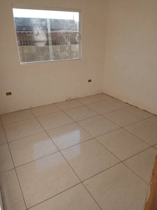 Imagem Casa com 2 Quartos à Venda, 180 m² em Golfinho - Caraguatatuba Imagem Casa com 2 Quartos à Venda, 180 m² em Golfinho - Caraguatatuba