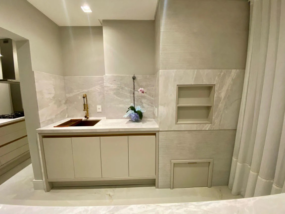 Imagem Apartamento com 3 Quartos à Venda, 130 m² em Pioneiros - Balneário Camboriú