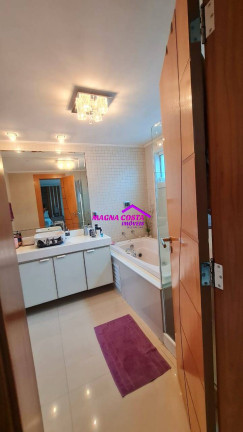 Imagem Casa com 4 Quartos à Venda, 342 m² em Jacarepagua - Rio De Janeiro