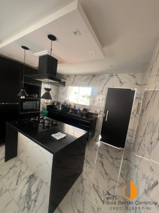 Imagem Casa com 3 Quartos à Venda, 350 m² em Itapeba - Maricá
