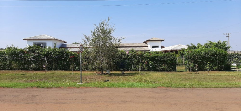 Casa de Condomínio com 4 Quartos à Venda, 355 m² em Residencial Jatobá - Cesário Lange