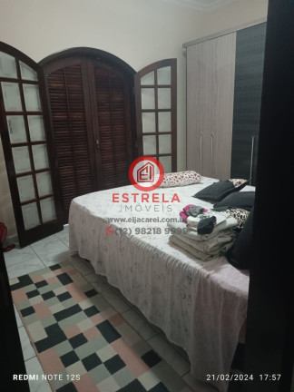 Imagem Casa com 4 Quartos à Venda, 500 m² em Jardim Califórnia - Jacareí Imagem Casa com 4 Quartos à Venda, 500 m² em Jardim Califórnia - Jacareí